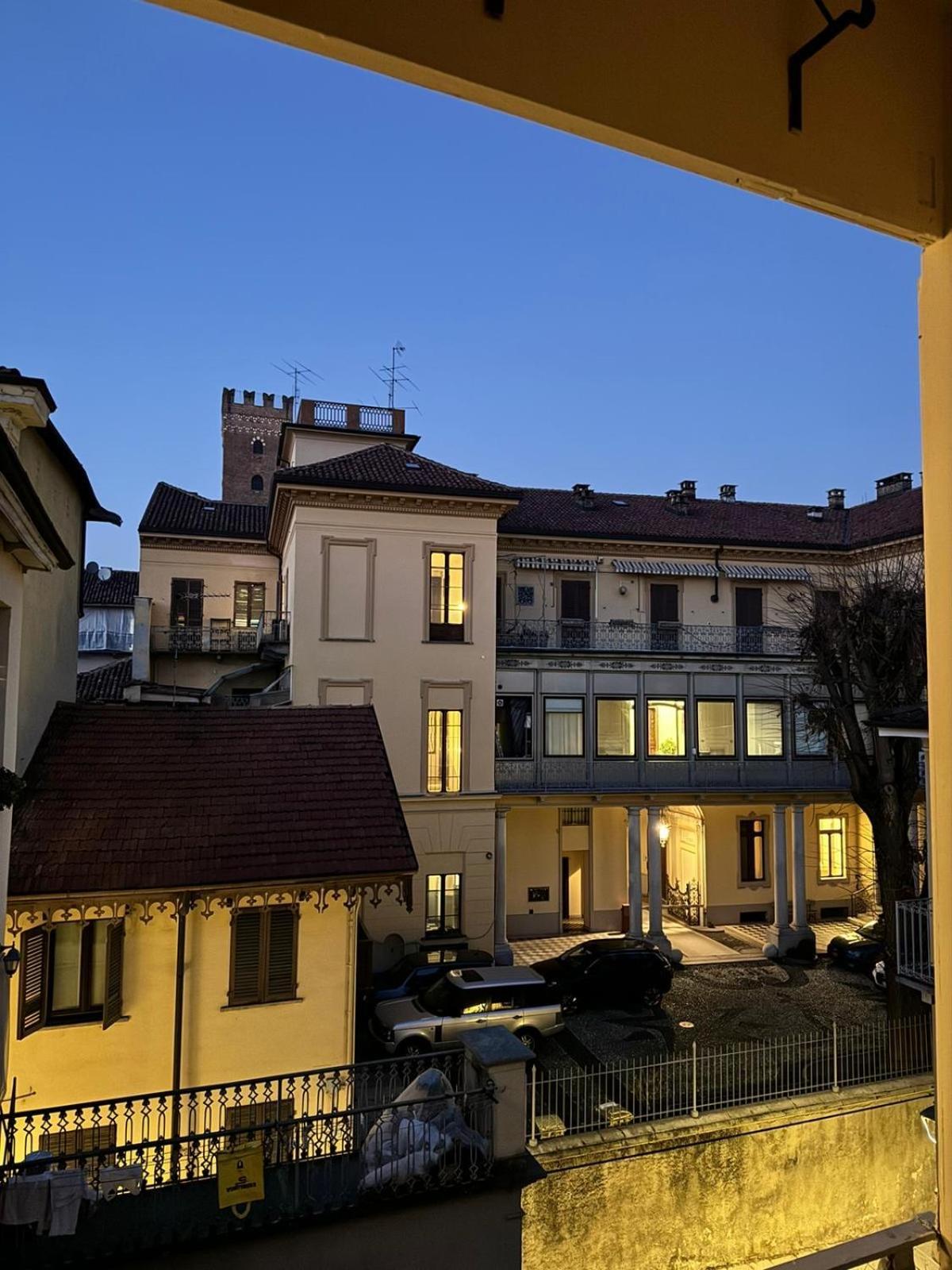 Apartamento Le Tre Ca', Ca' Cecilia, Ca' Nina, Ca' Vittoria Asti Exterior foto