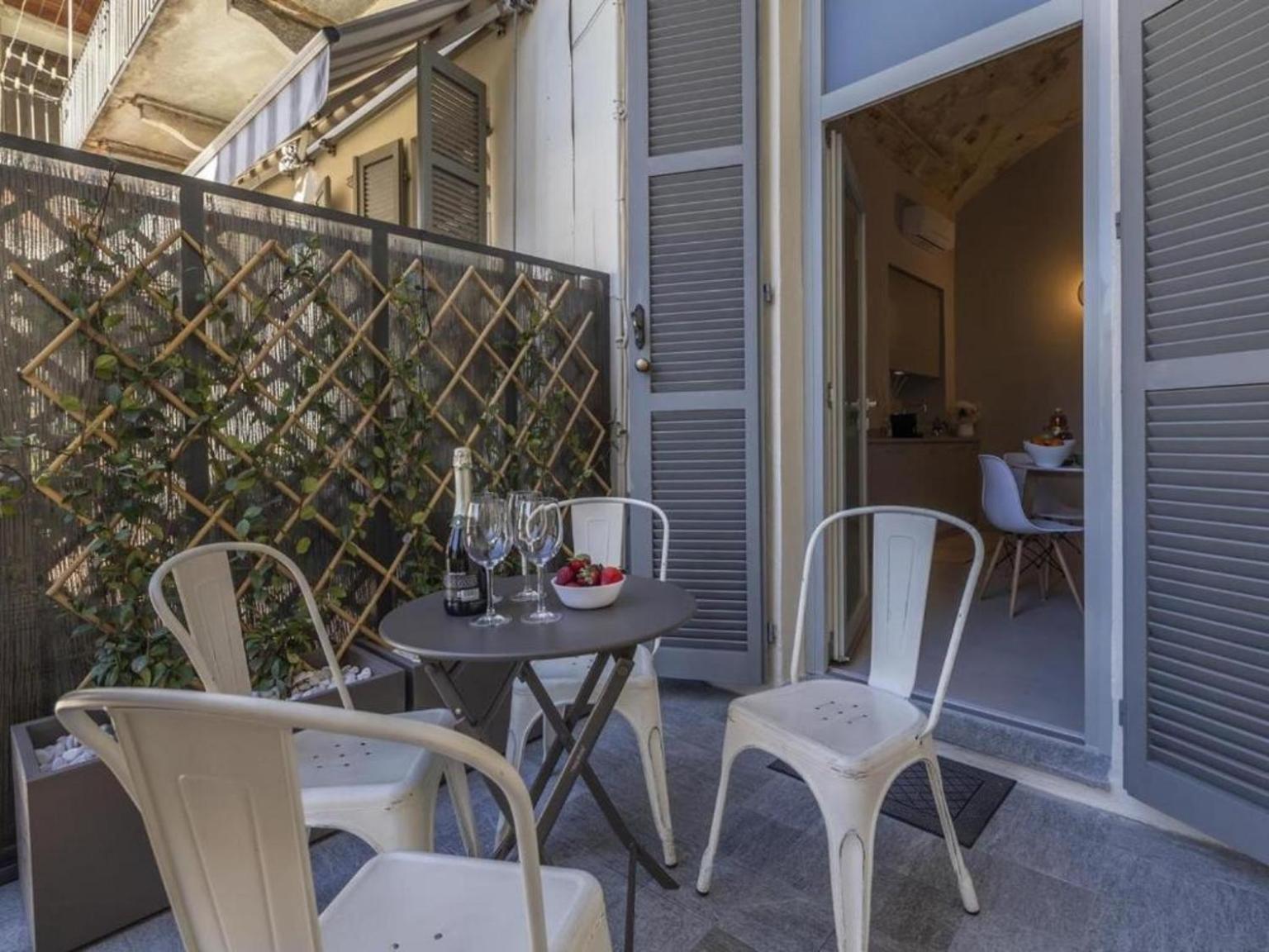 Apartamento Le Tre Ca', Ca' Cecilia, Ca' Nina, Ca' Vittoria Asti Exterior foto